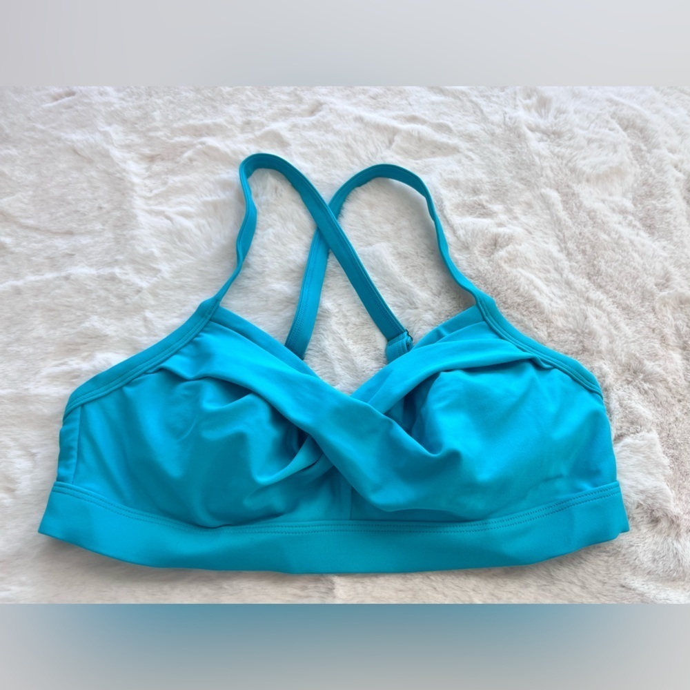 Athleta Twist Front Bikini Top in Turquoise Size 32 B/C